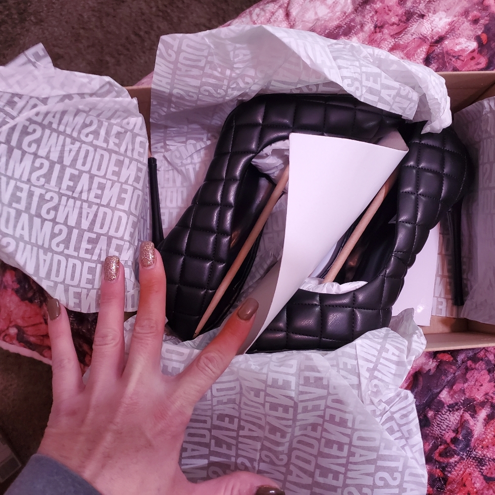 Steve Madden Black Heels size 10